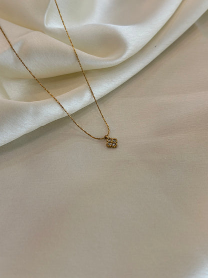 Delicate Clover Necklace