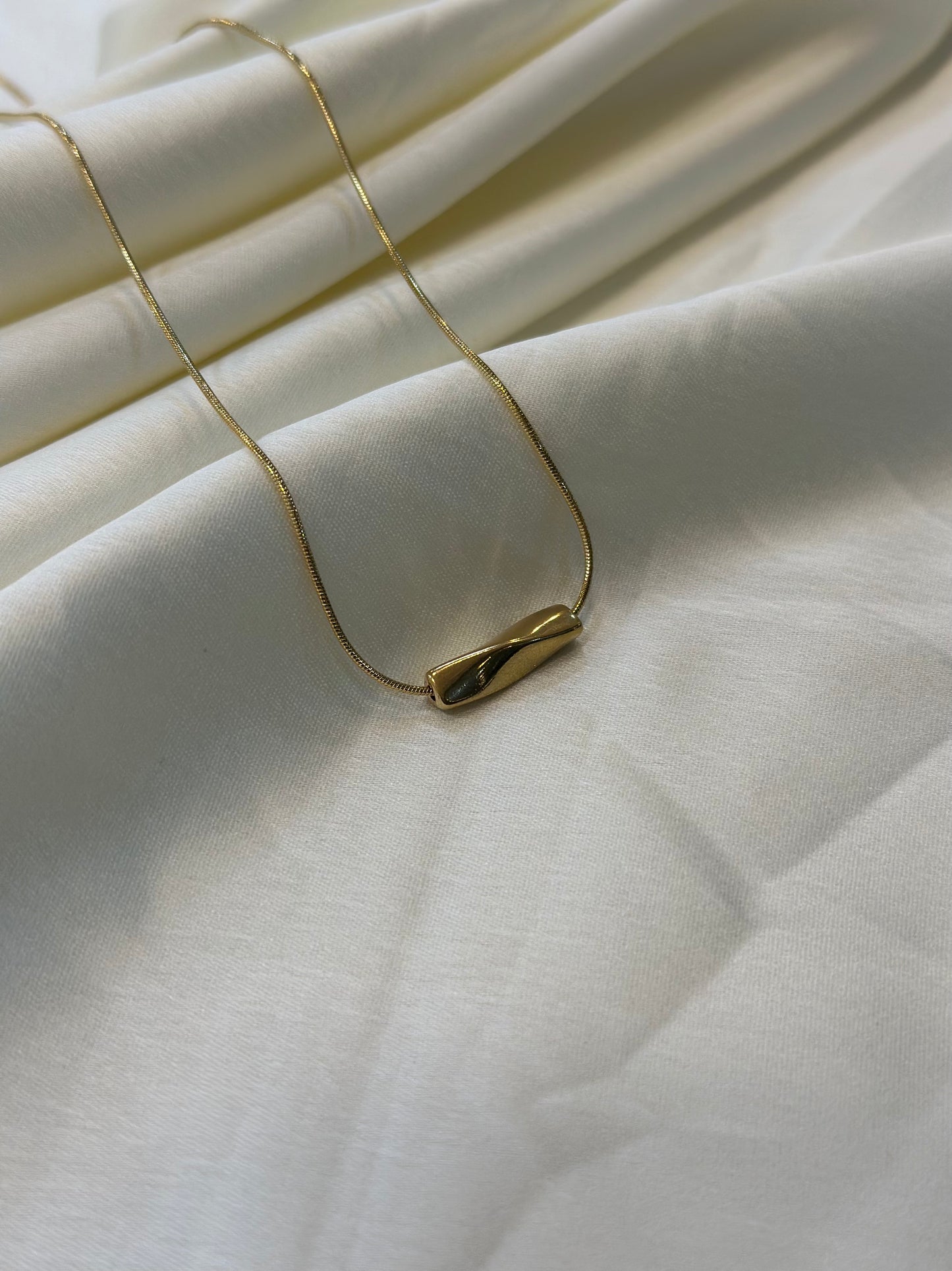 Twisted Necklace