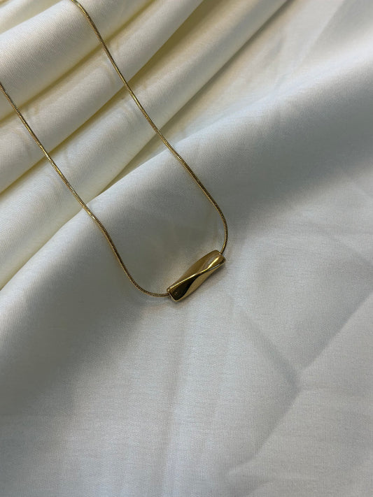 Twisted Necklace