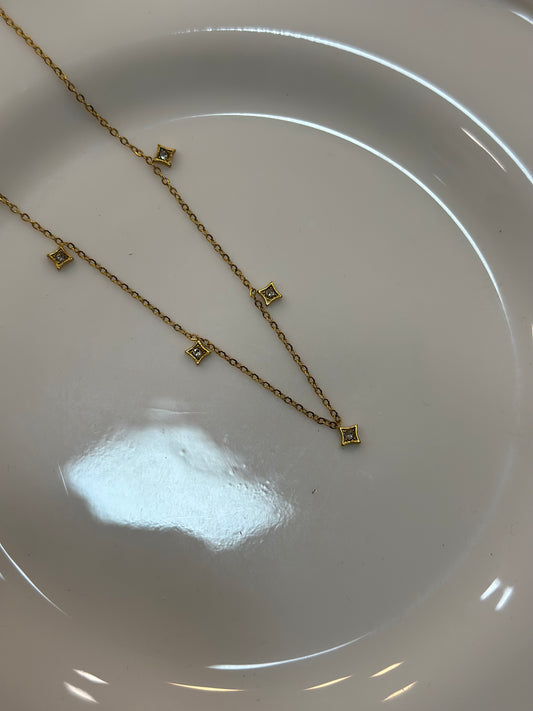 Tia Necklace