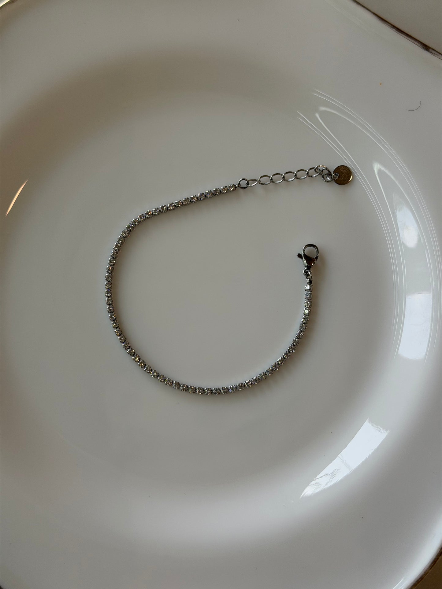 Aura minimal tennis bracelet
