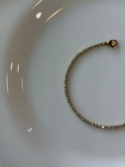 Aura minimal tennis bracelet