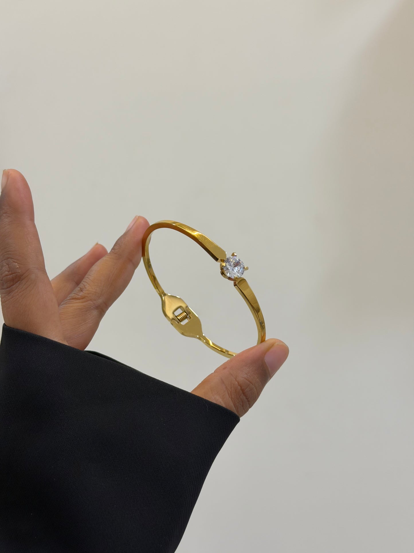 Luxe Zoya statement bracelet