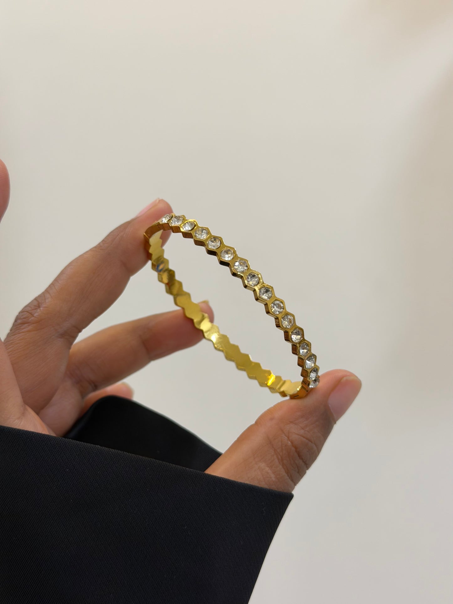 Luxe Honey comb studded bracelet