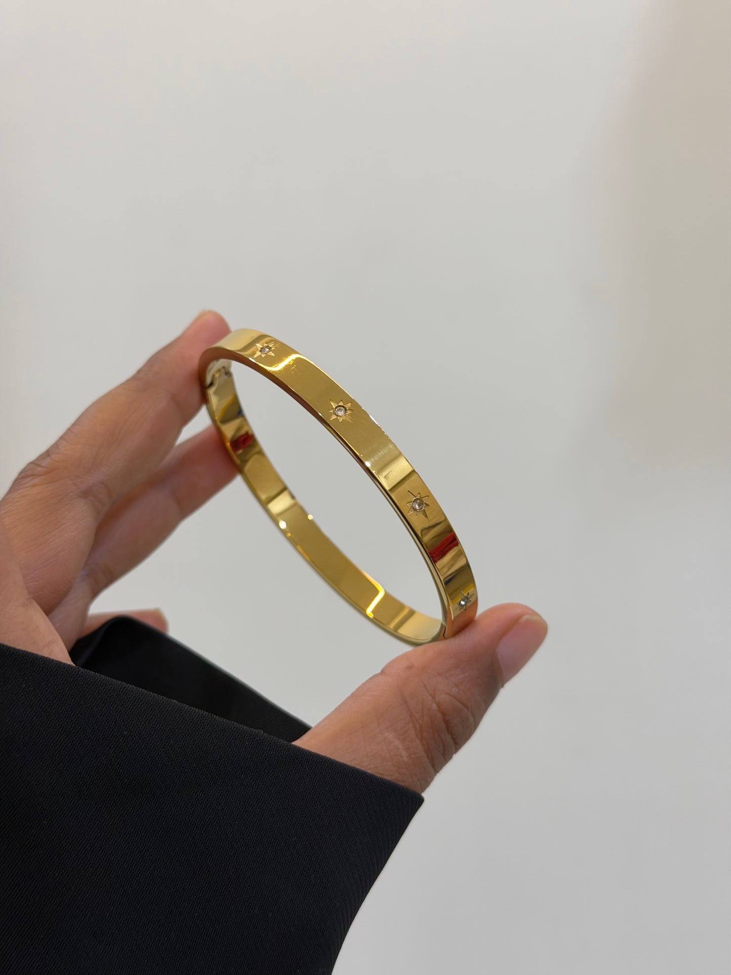 Celestia statement bracelet