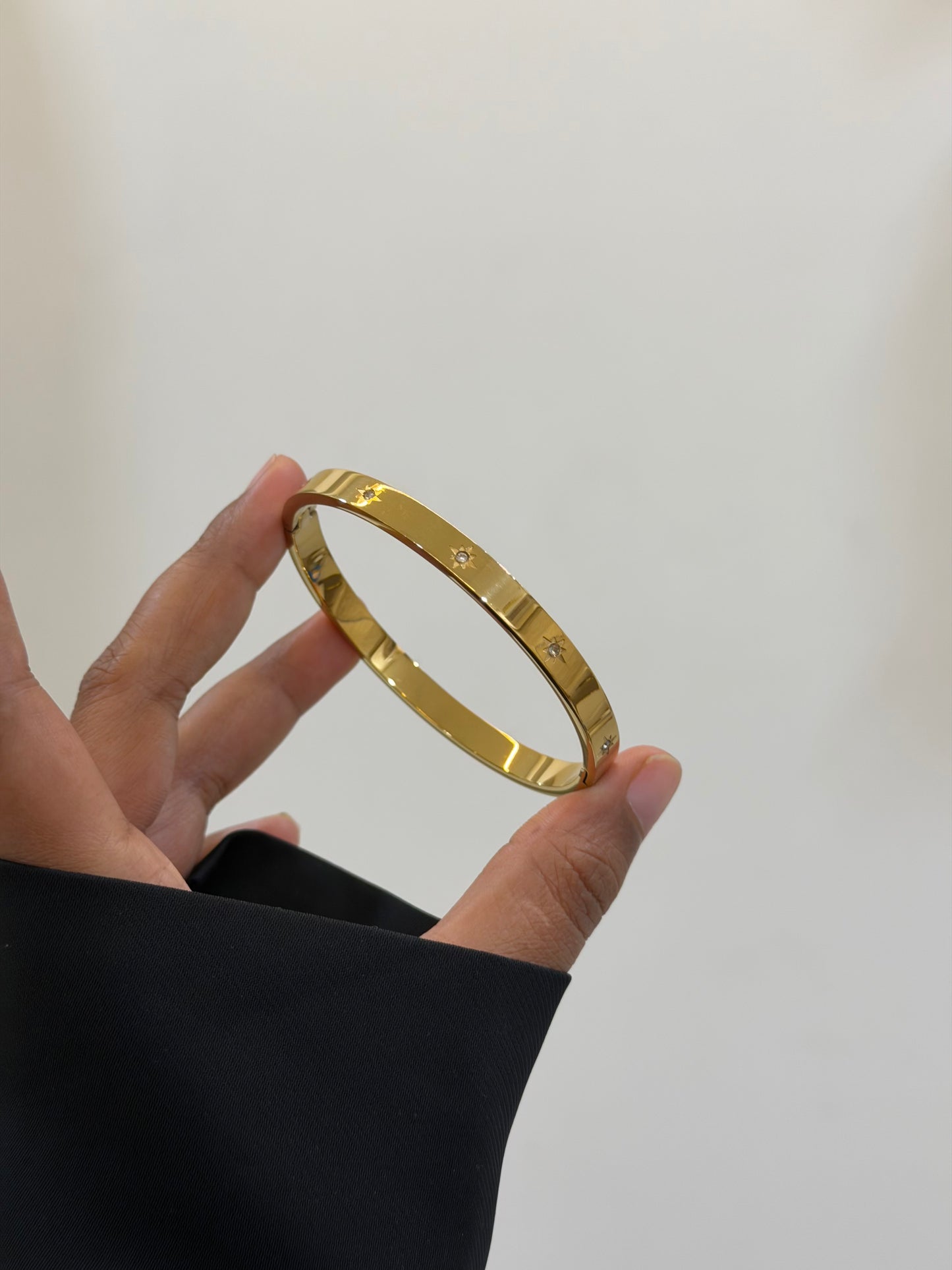 Celestia statement bracelet
