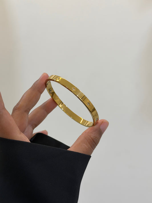 Celestia statement bracelet