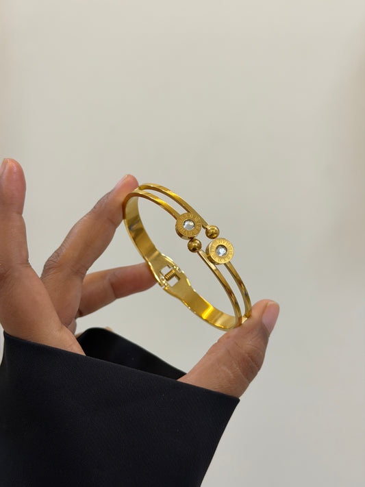 Vesper openable bracelet