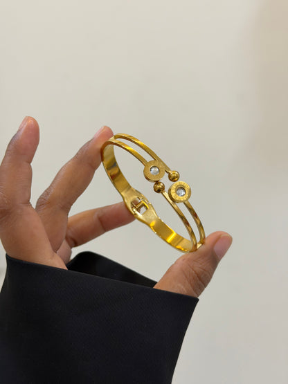 Vesper openable bracelet