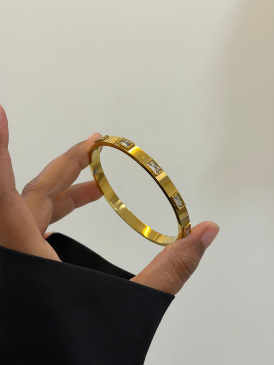 Aveline statement bracelet