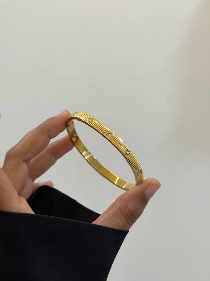 Azura luxe statement bracelet