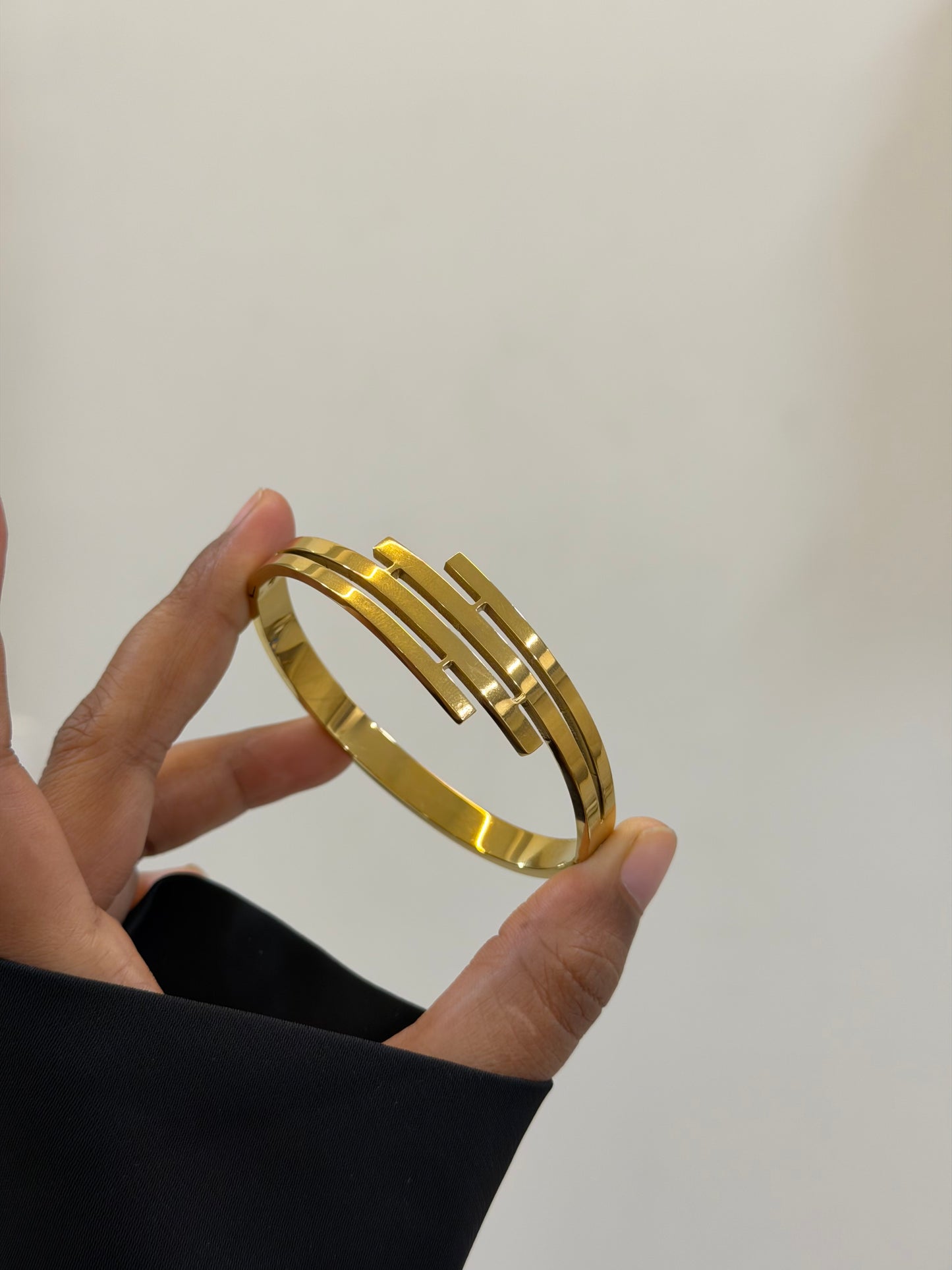 Orelia bracelet