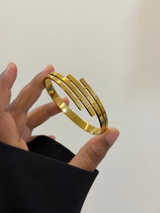 Orelia bracelet