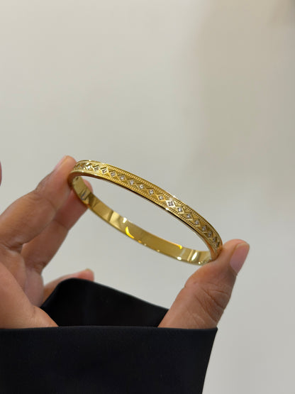 Arlia stackable bracelet