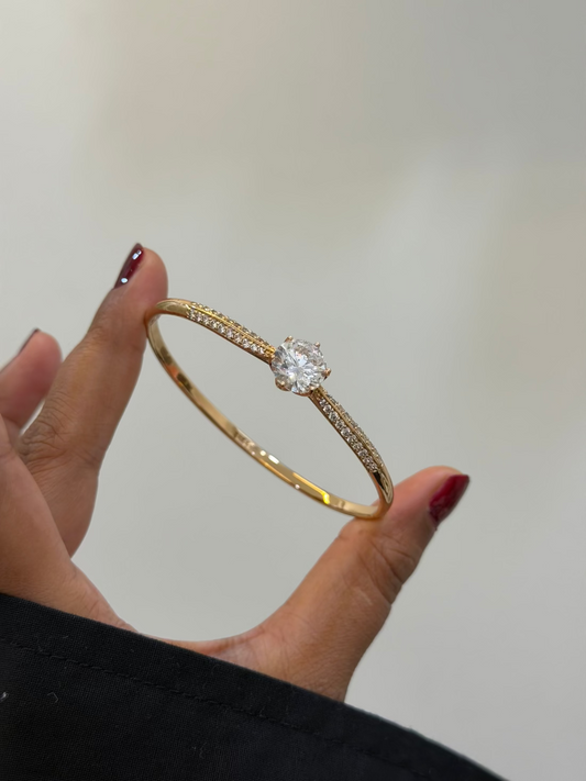Luxe maya solitaire statement bracelet