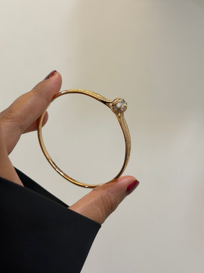 Luxe solitaire statement bracelet