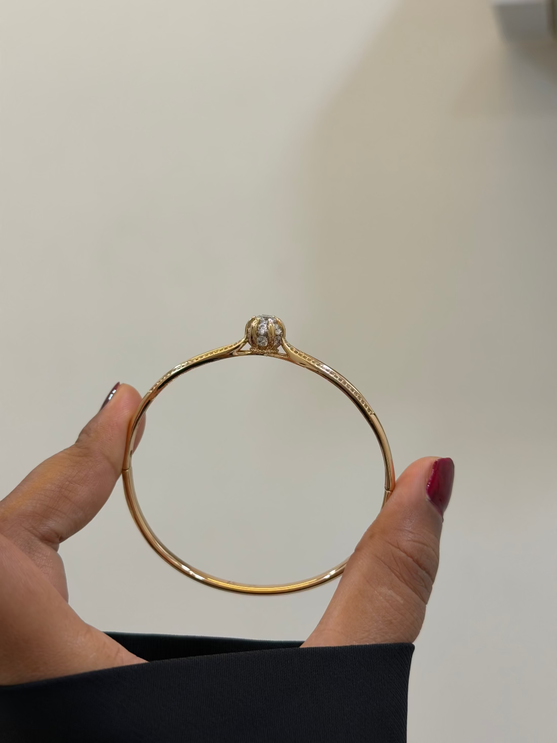 Luxe solitaire statement bracelet