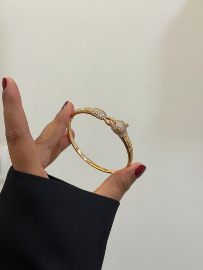 Luxe panthera statement bracelet