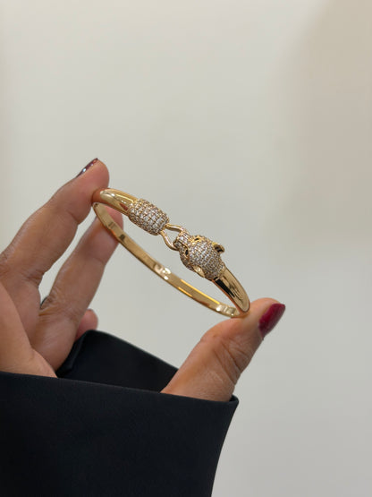 Luxe panthera statement bracelet