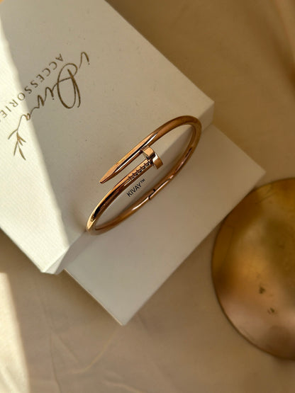 Timeless Nail bracelet