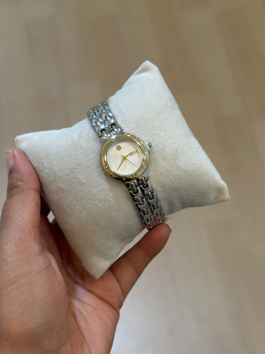 Sia minimal vintage watch