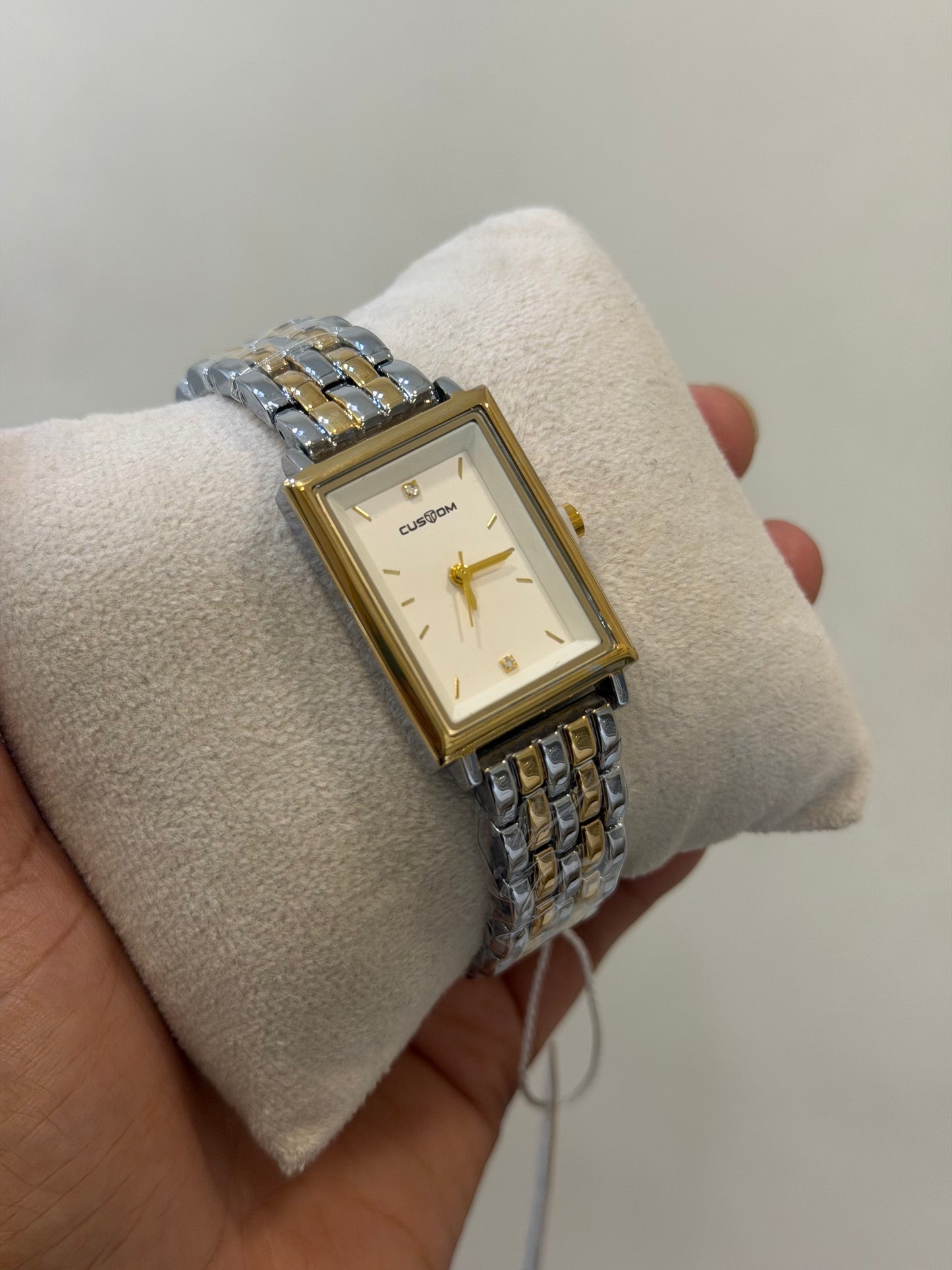 Zoya classic statement watch