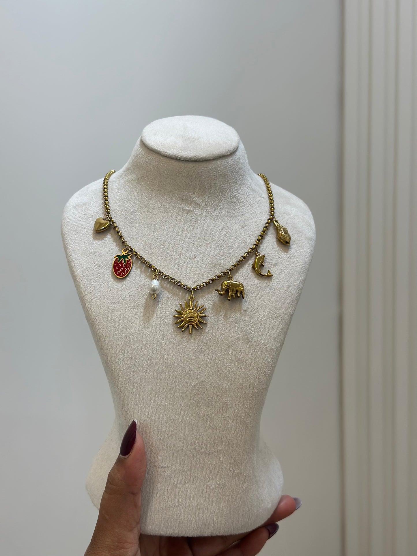 Lady boss multicharm necklace