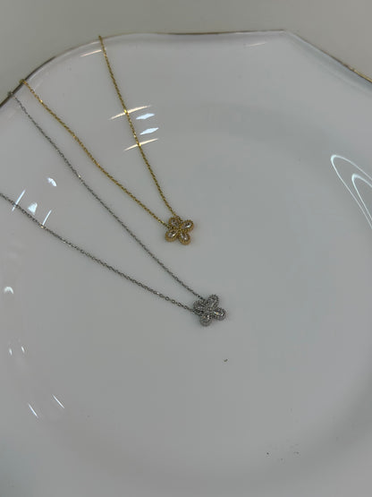 Luxe floral necklace