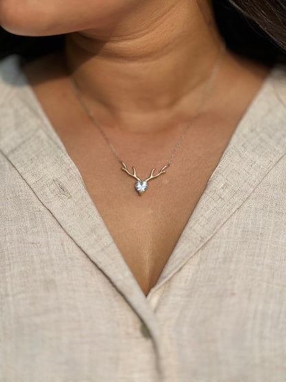 Ira luxe necklace ( Comes with premium box )