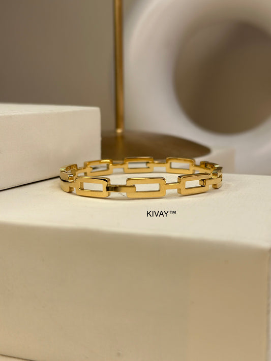 Linked it bracelet