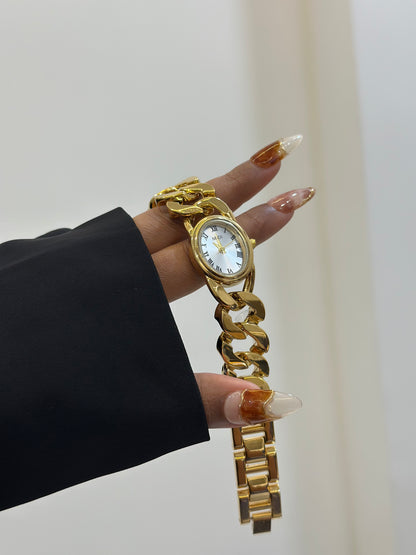 Chunky statement luxe watch
