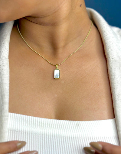 Zoe reversible necklace