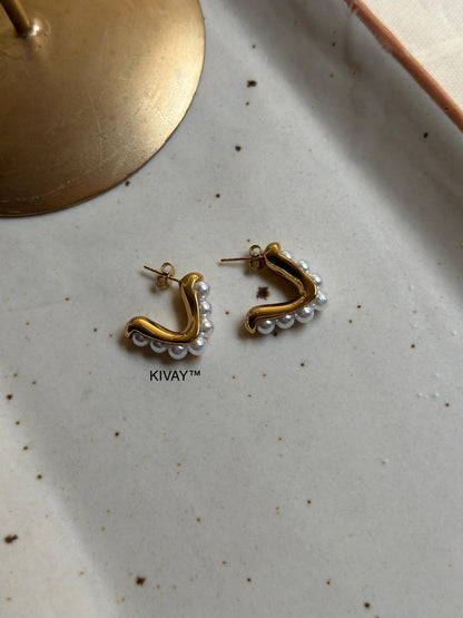 Amesta Earring