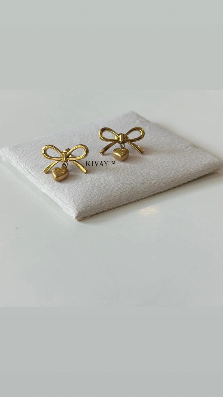 Cupid Bow Earring