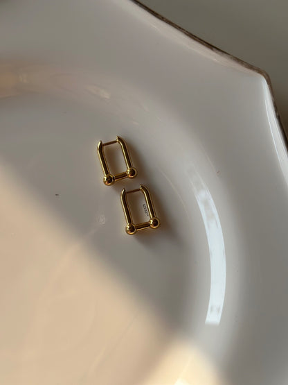 Eiffel Earring