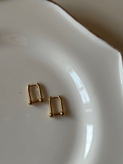 Eiffel Earring