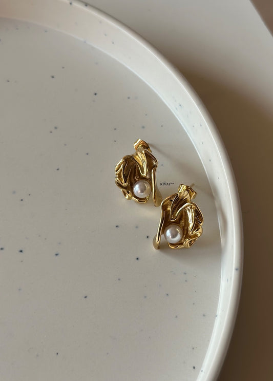 Violet Earring
